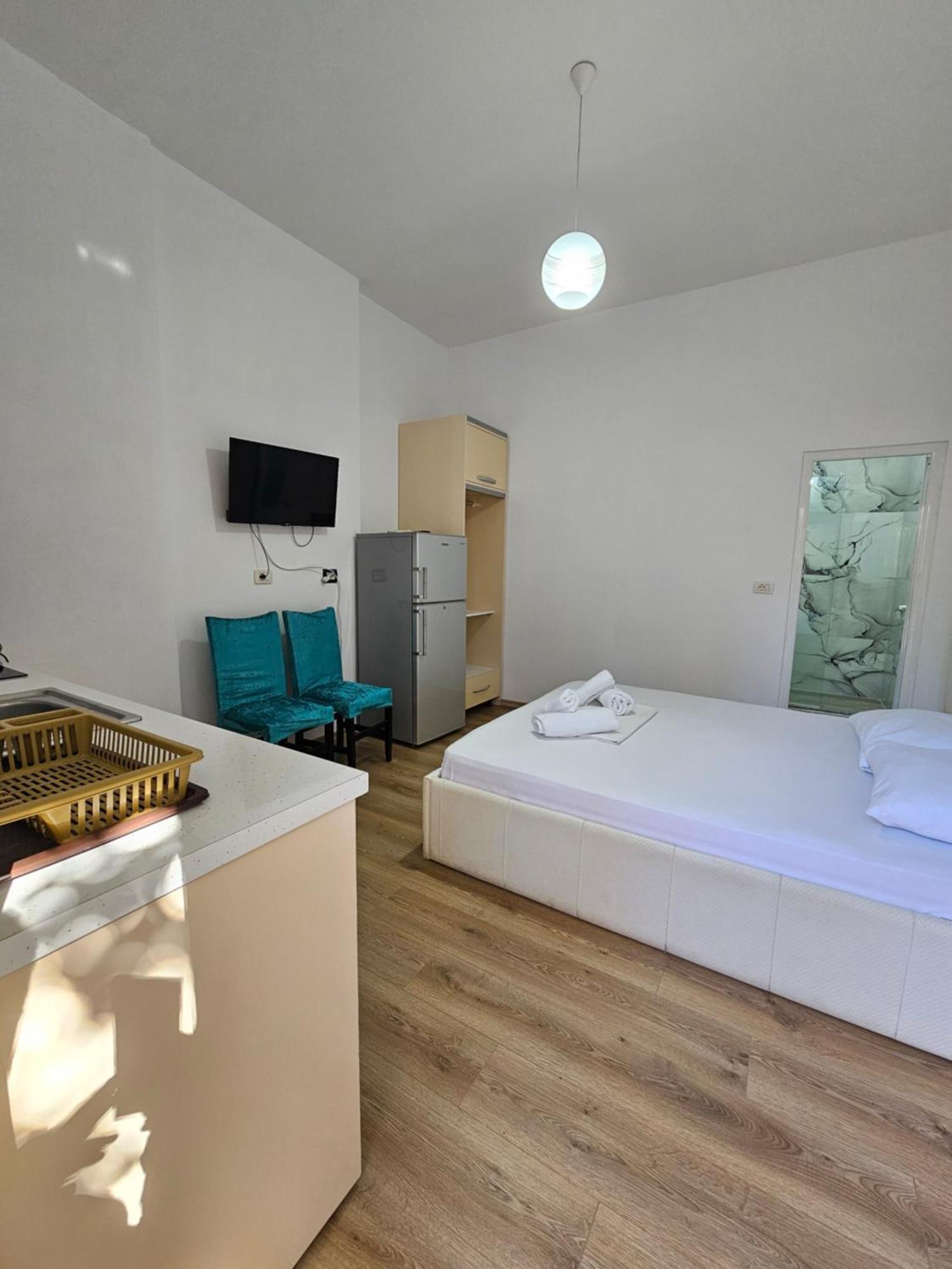 Ledion Apartments Sarandë Eksteriør billede